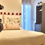 Stay Bergamo בית הארחה