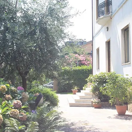 Stay Bergamo Gæstehus 3*
