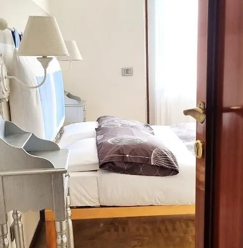 Stay Bergamo Guest house 3*